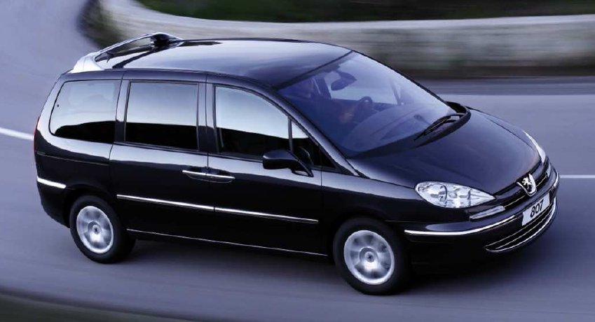 PEUGEOT 807 ST 2,2 HDI