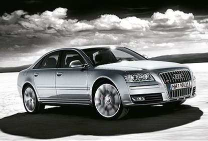 AUDI S8 5.2 FSI Quattro Tip