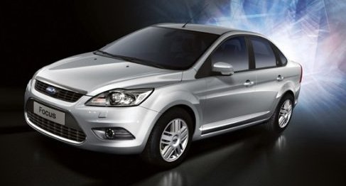 FORD FOCUS (4P) 1.6 L TREND