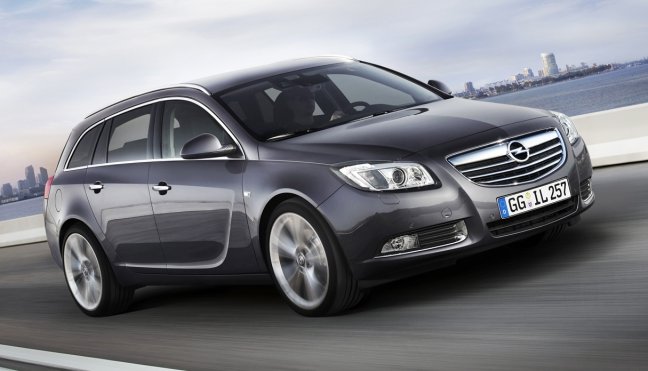 OPEL Insignia Sports Tourer 2,0i T Cosmo Pack