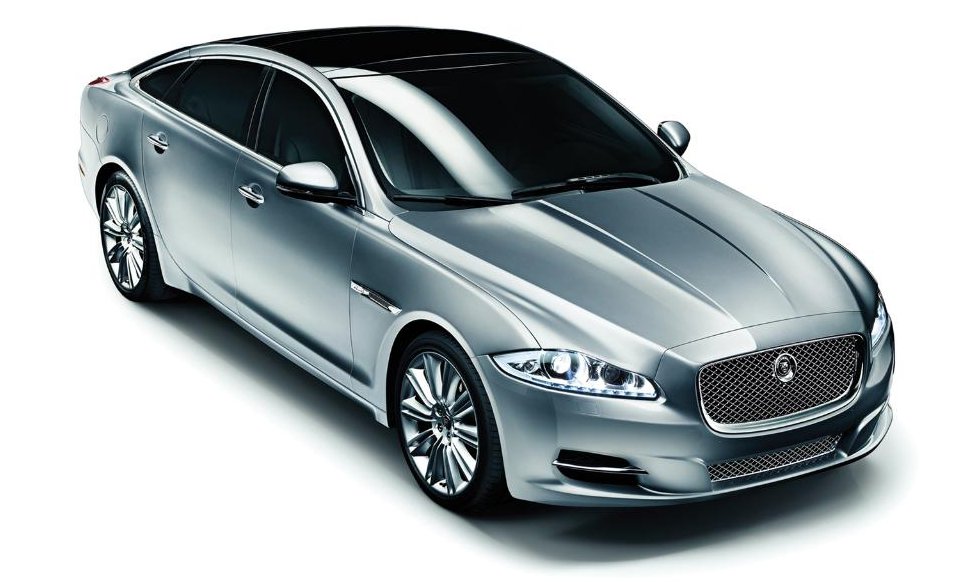 JAGUAR NEW XJ 3.0 D V6 SWB