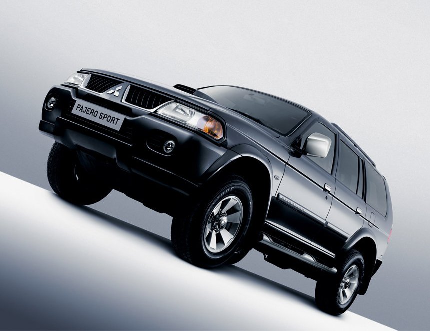 MITSUBISHI PAJERO SPORT