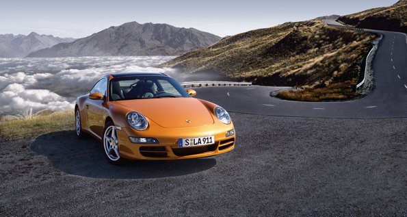 PORSCHE 911 TARGA 4 Coupé