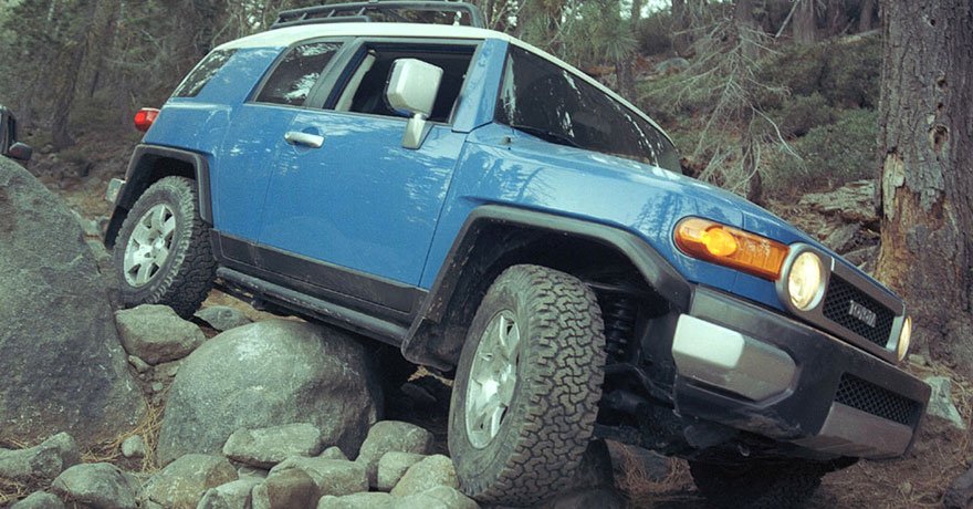 TOYOTA FJ CRUISER 4.0 L V6 VVT-i